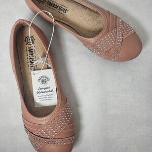 Harborsides Round Toe Silver Studded Pink Ballet Flats (Anne) Size 7 1/2